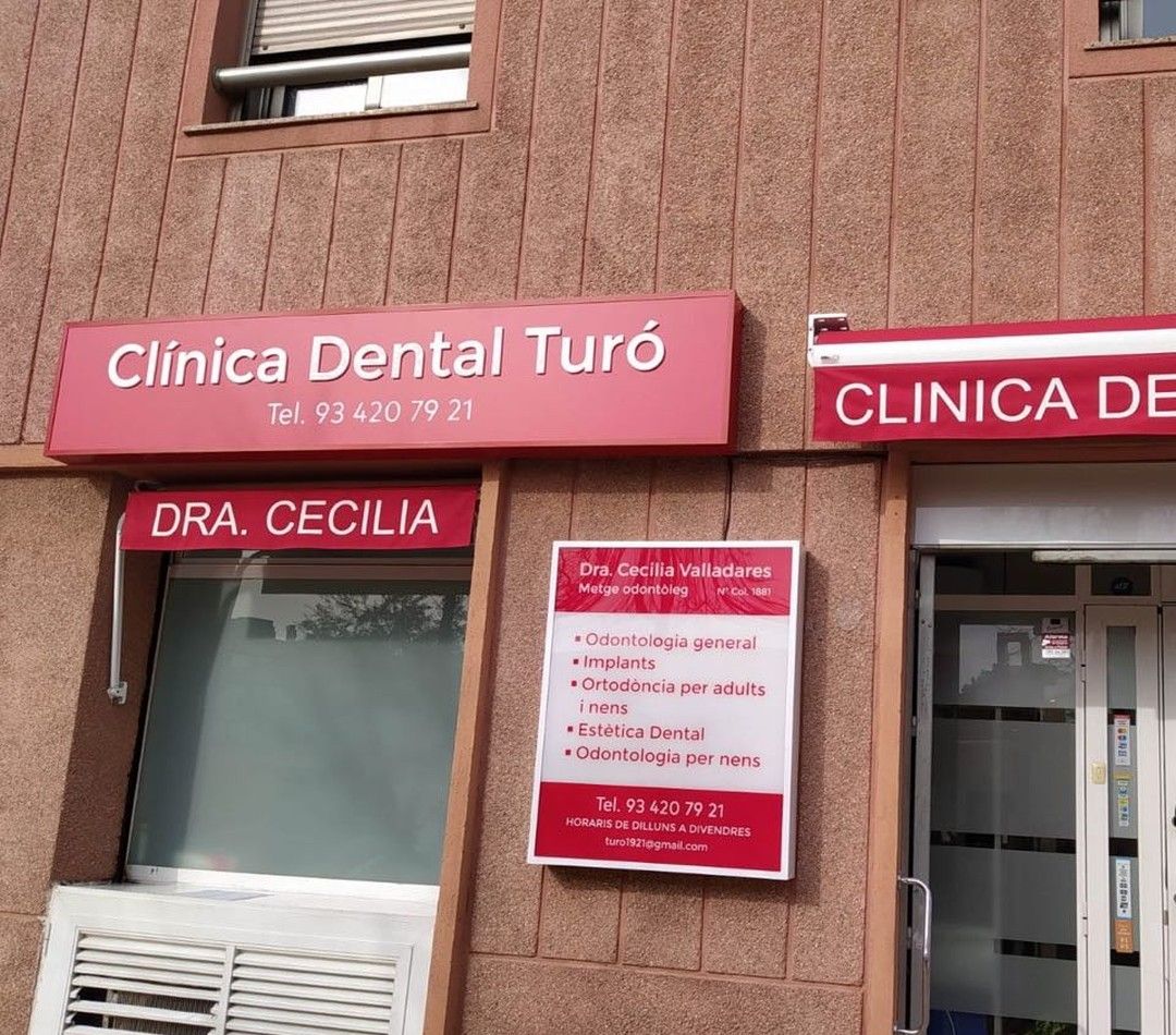Clínica Dental Turó exterior de la clínica 